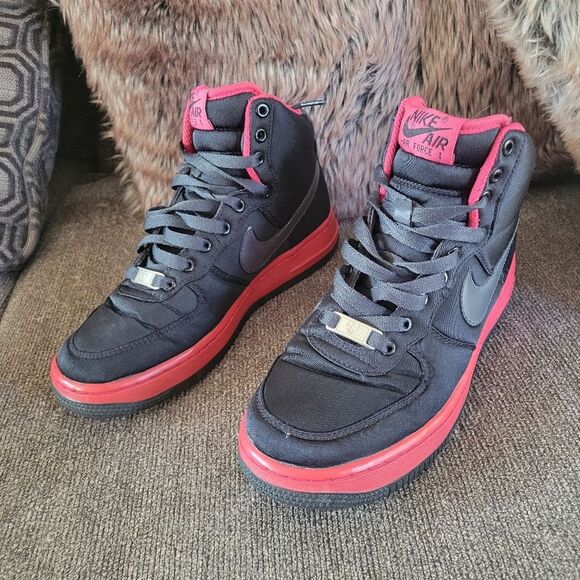 NIKE Air Force One sneakers 2008 US size 6.  334031-001 - Picture 2 of 11